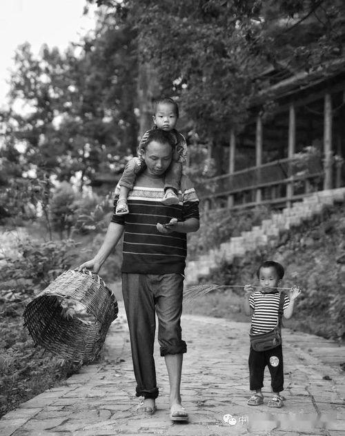 贵州人照片,从照片中窥见的多彩民族画卷